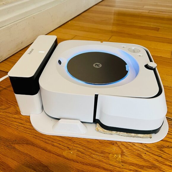 iRobot Braava M6 Wi-Fi Connected Robot Mop m6110 Smart Mapping (611020) Works - Picture 10 of 16
